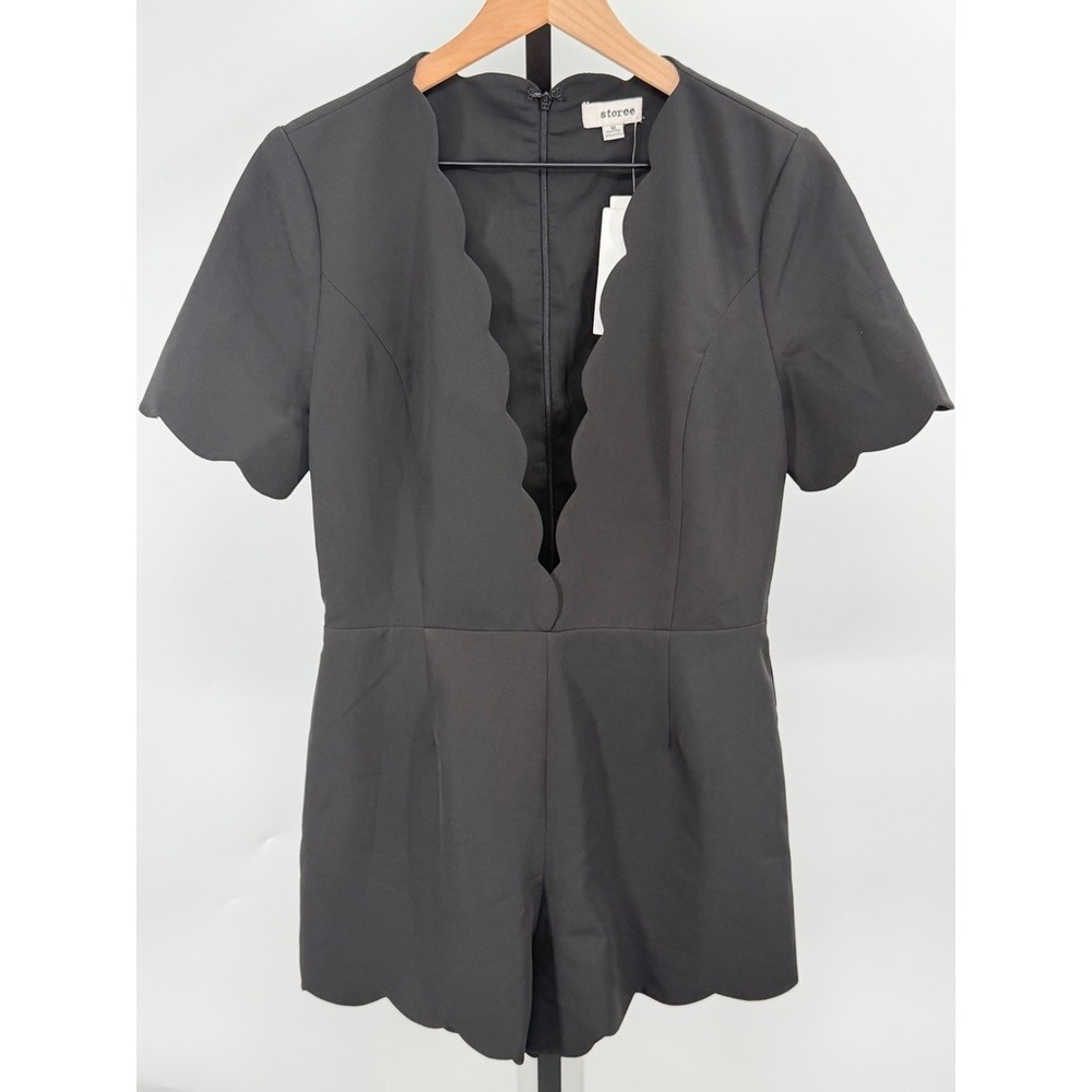 NWT Black Romper Scallop Trim Plunge V Neck Short Sleeve Cocktail Party